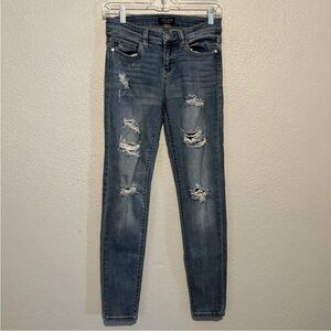 Judy Blue Los Angeles Women’s Jeans 5/27 Destroyed Distressed Skinny  Jb8240